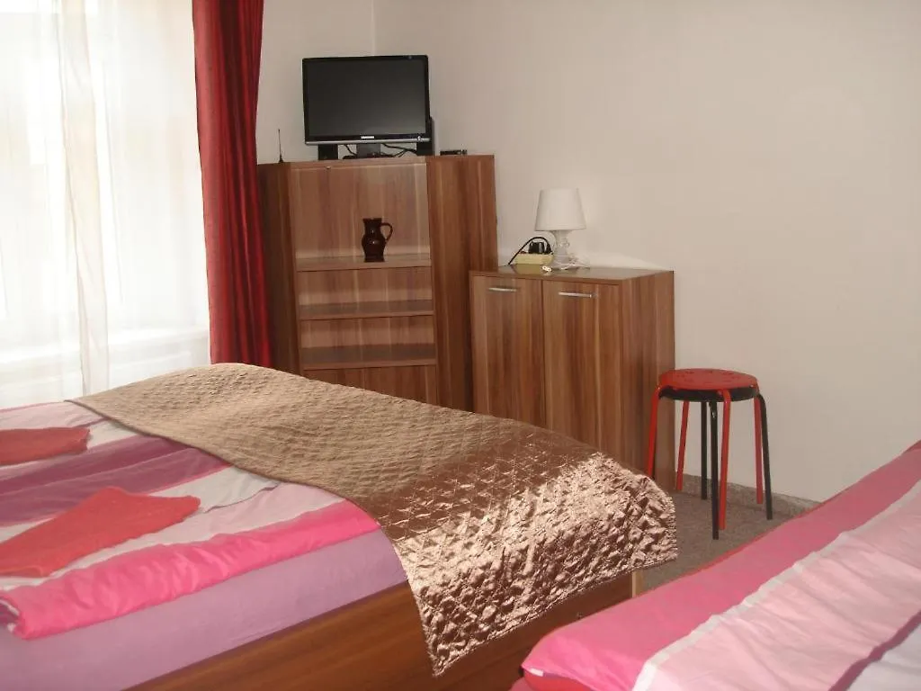 Easy Journey Apartments Praga